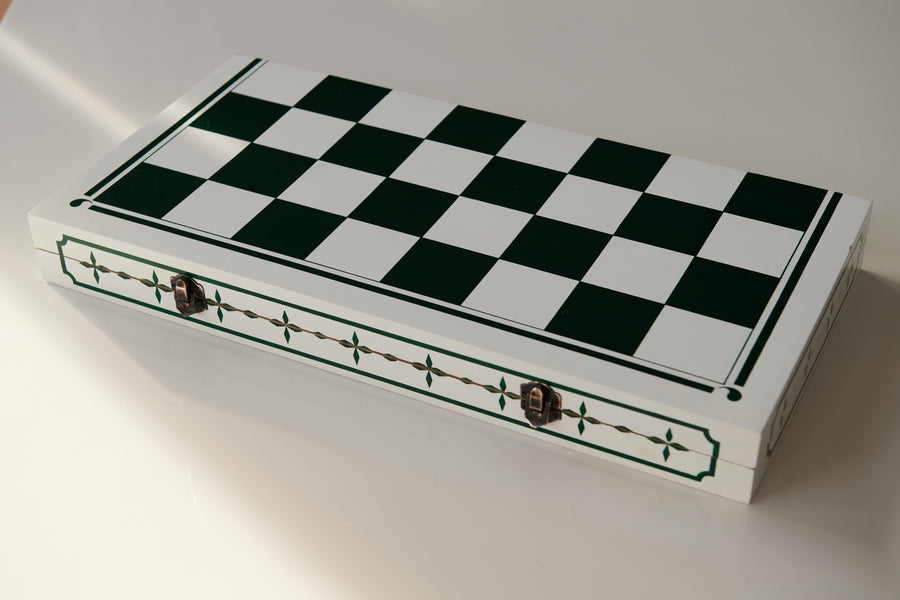 Handmade chess set - Four Leaves