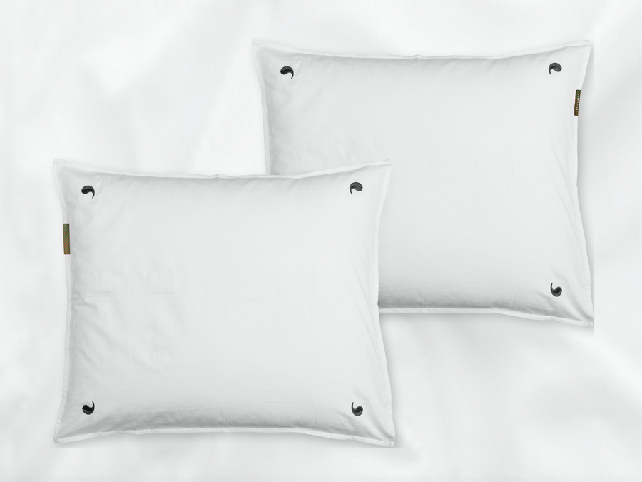 Pinnawala sateen pillowcases set (white with grey leaves) - Four Leaves